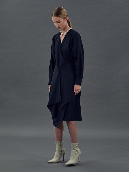 [EXCLUSIVE] DOUBLE LAYER WRAP DRESS (NAVY)