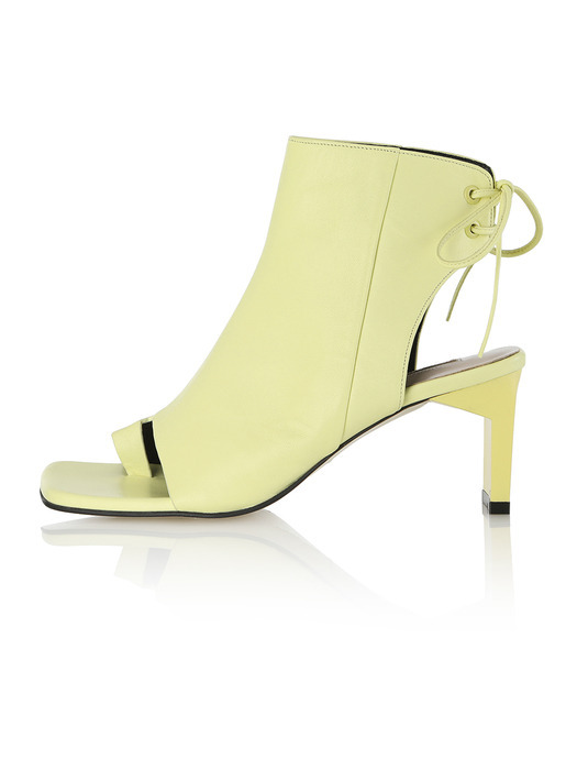 Boon Open Toe Boots / B554 Pale Yellow