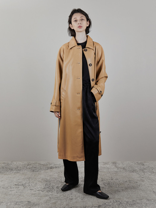 LEATHER TRENCH COAT (BEIGE)