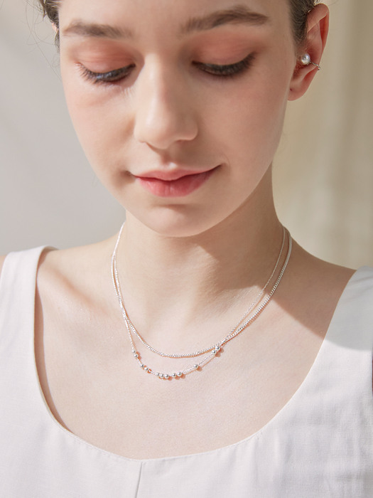 MOVE PEARL LAYERED NECKLACE