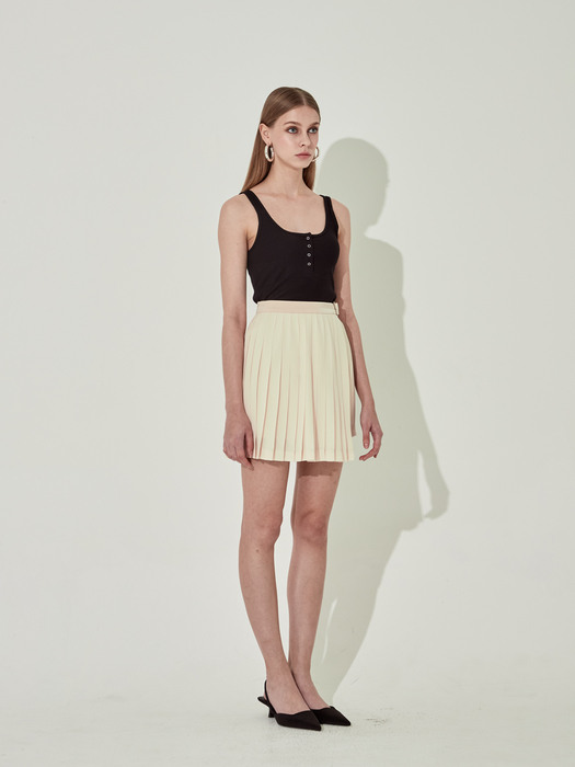 Unbalanced Chic Pleat Mini Skirt [Nude]
