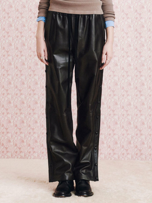BECKY BROWN LEATHER SIDE BUTTON PANTS