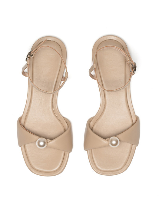 Twist pearl sandal