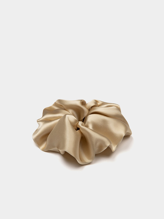 Silk Scrunchie (M) - Champagne Beige