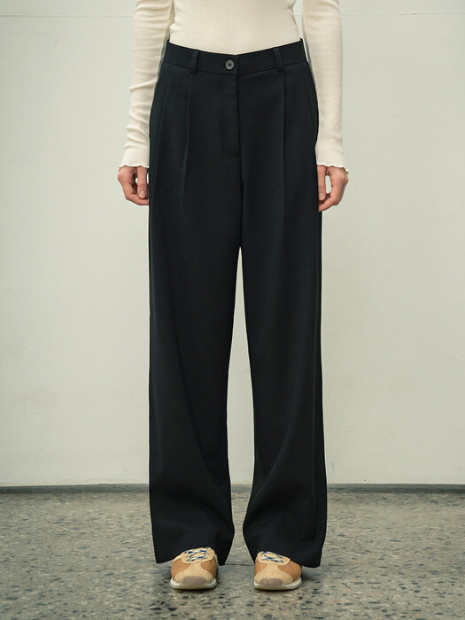 SIPT7052 muse two tuck wide slacks_Black