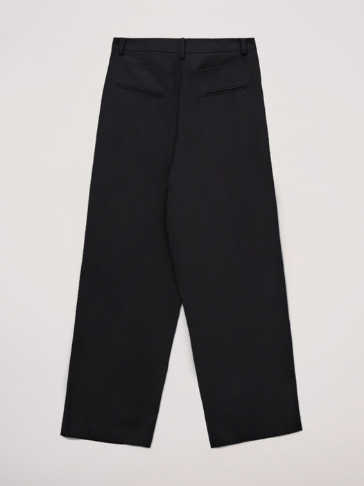 TWO TUCK WIDE PANTS_STRONG BLACK