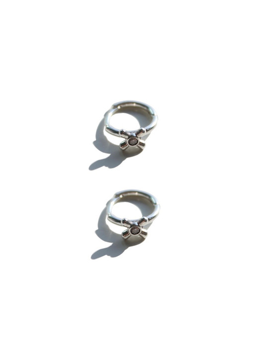 Tiny Faucet Earrings (silver/14k gold-plated)