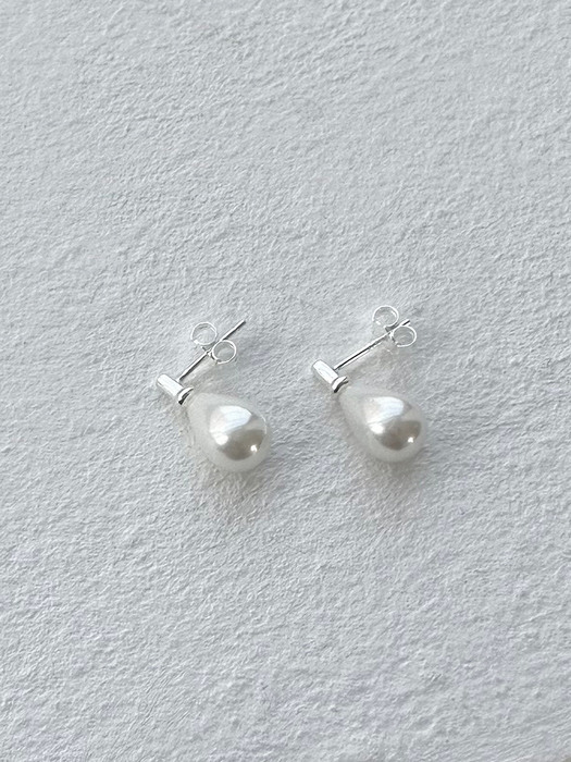 [silver925] pearl tear earring - white