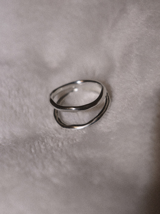 Twin layered ring