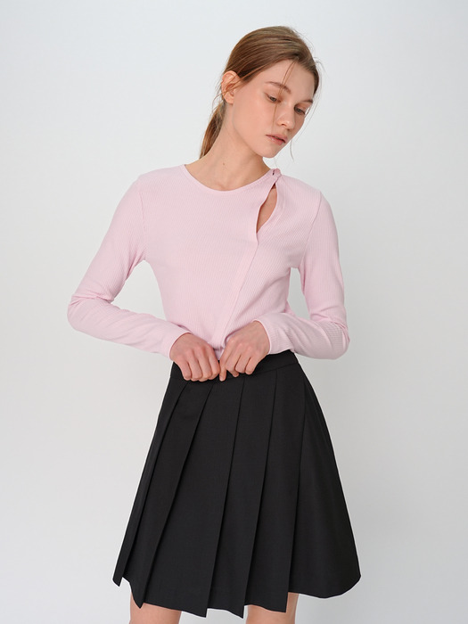 UNBALANCED PLEATS SKIRT / BLACK