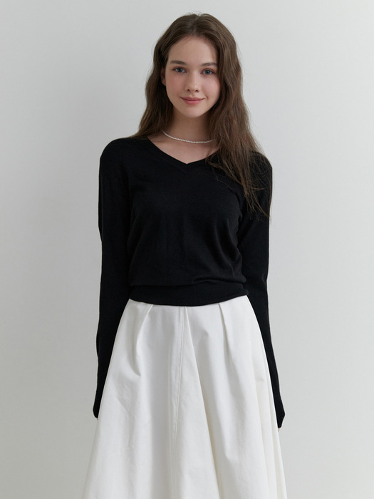 Fond v-neck knit (black)