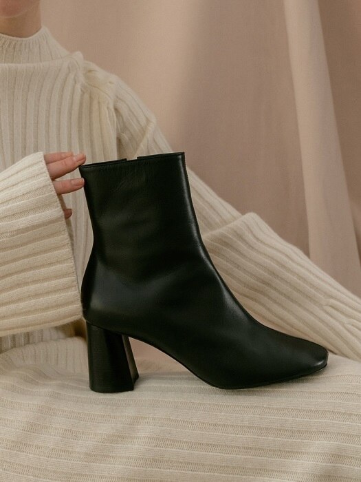 SOFT ANKLE BOOTS C8F13BK