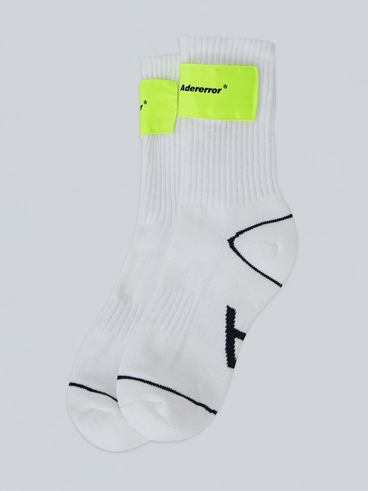 Diagonal patch socks White