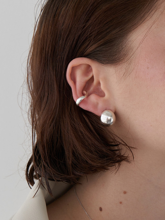 Flection & Connection - 17E - Ear Cuff