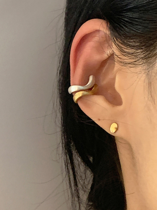 Flection & Connection - 17E - Ear Cuff