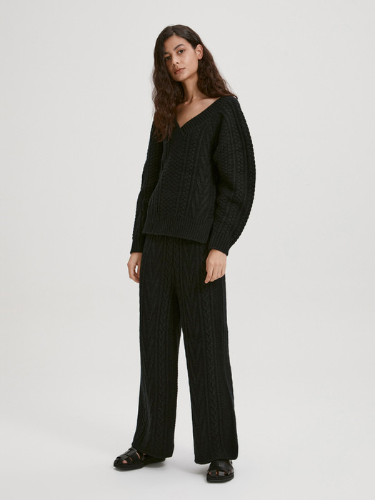 CABLE KNIT WOOL TROUSERS (BLACK)