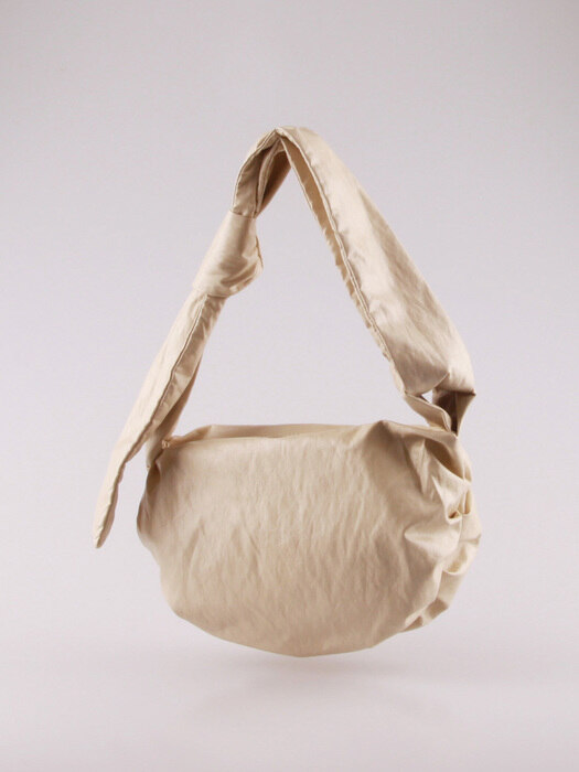 Dumpling bag new mini_ crack cream beige