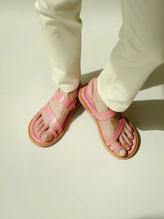Cerise Thong Sandals in Coral Pink