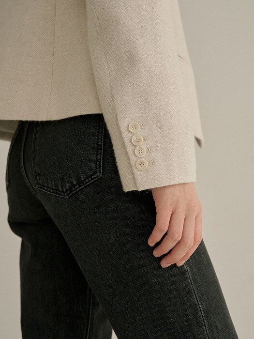 Four button jacket_Cream