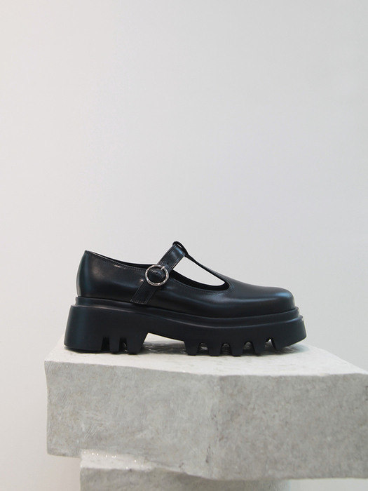 Gabriel T-Strap Loafers Black