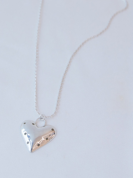 stud pressed heart necklace