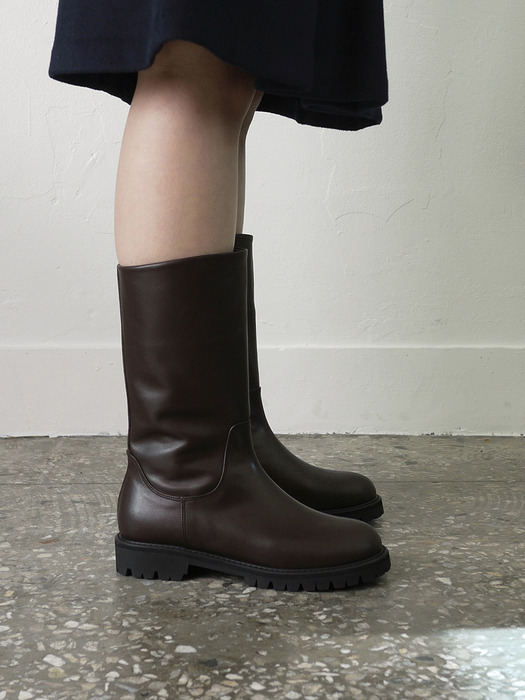 Chunky Sole Mid Calf Boots . Dark Brown