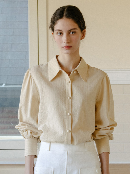 Shirring Stripe Punching Shirt_Beige