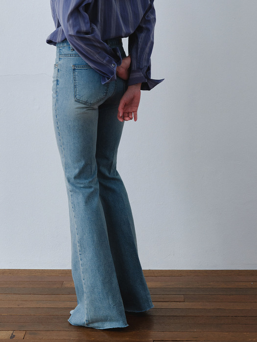 ICE BOOTCUT DENIM PT_LIGHT BLUE