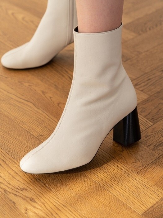 SOFT ANKLE BOOTS C8F13IV