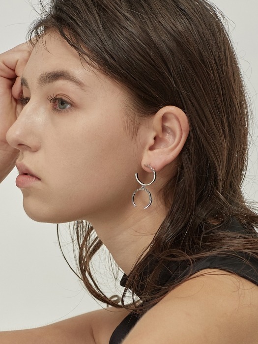 SPLIT earring