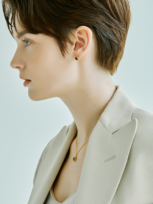 Garnet Round Earrings (14K 골드필드)