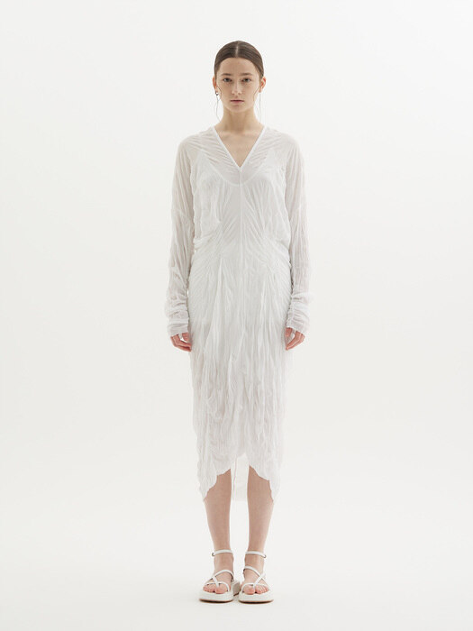 Re.touch_HAND CREASE V-NECK JERSEY DRESS_WHITE