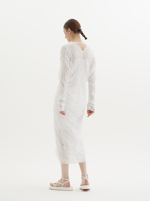 Re.touch_HAND CREASE V-NECK JERSEY DRESS_WHITE