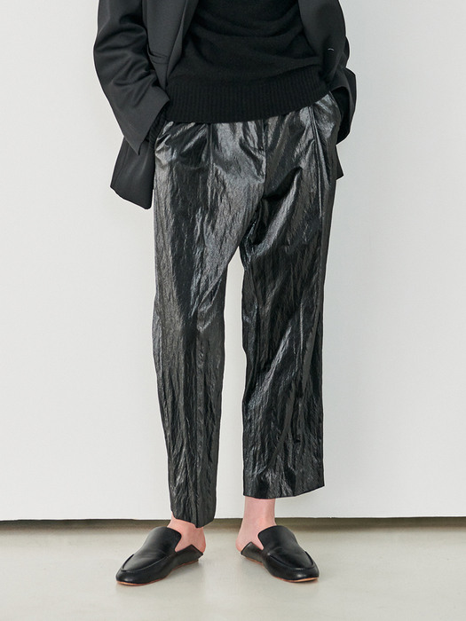 METALLIC CROPPED PANTS BLACK