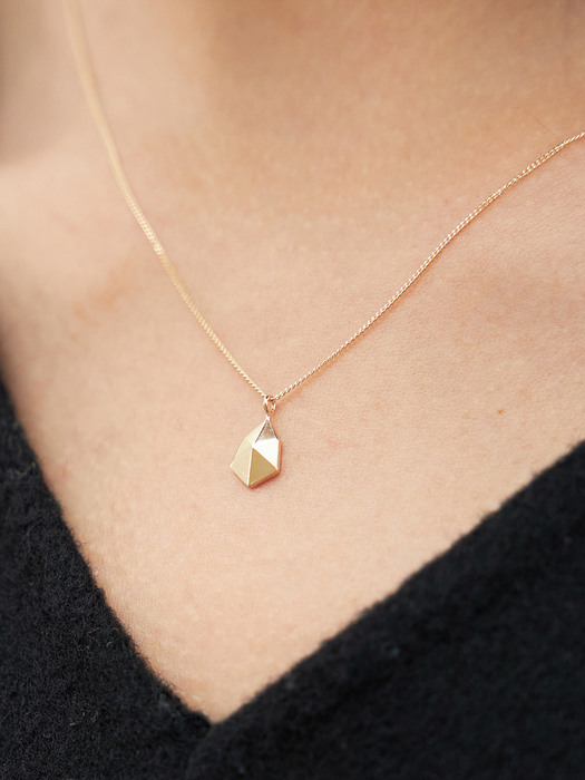 Tiny Pebble Necklace (14K Gold)