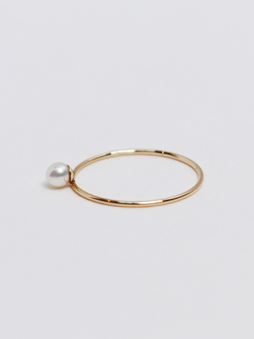14K gold pearl ring