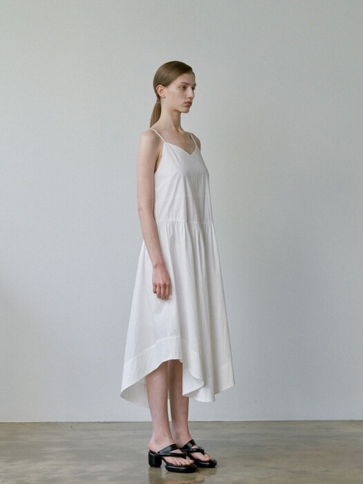 Curved-Cut Dress _ white