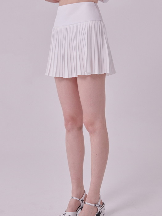 [TC22SSSK03WH] FOUR BEAUTY PLEATS MINI SKIRT [WHITE]