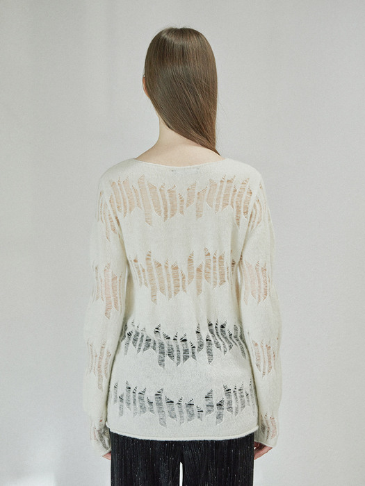 SHOT HOLE LONG KNIT TOP (ivory)