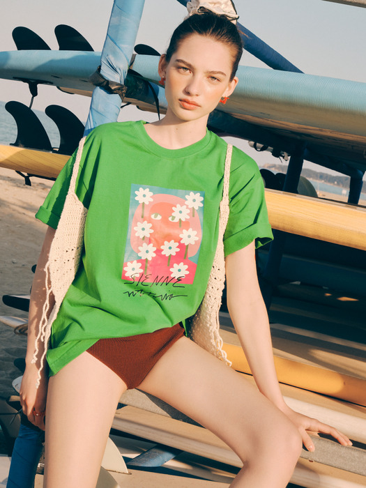 [EXCLUSIVE] Flower Girl T-shirt (Green)