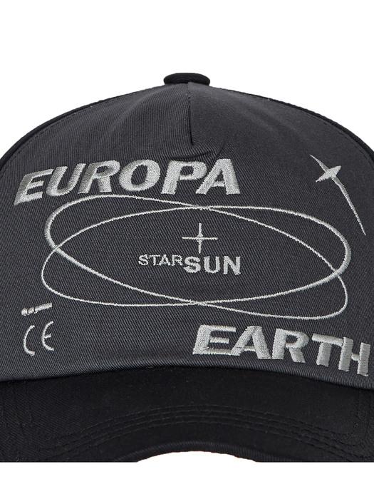 europa 5 panel cap black