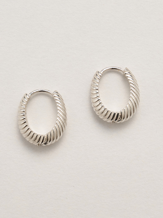 Silver Vintage Shell Earrings
