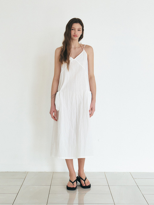 ELINE creased open-back long dress_White
