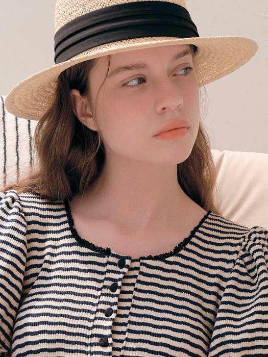 ROLA WIDE RATTAN HAT BLACK