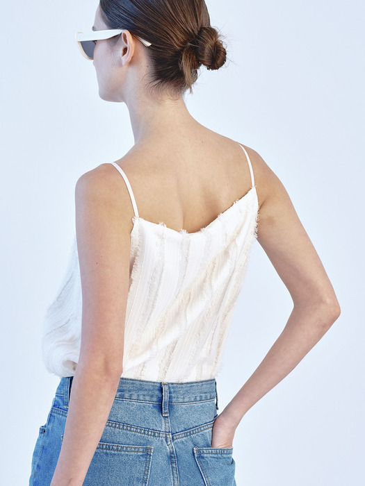 FRINGE SLEEVELESS BLOUSE - CREAM