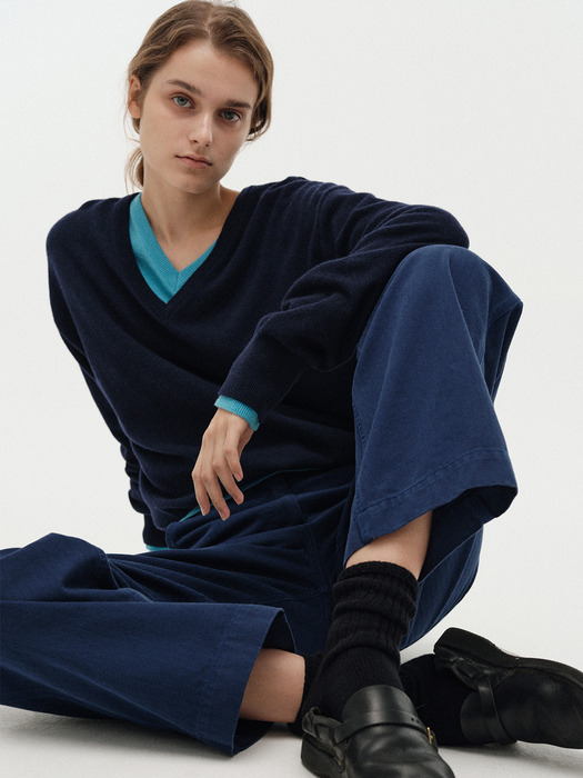 Puno v-neck pullover (Dodger blue)