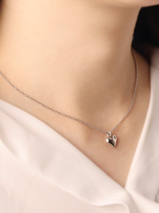 Nuovo Heart Necklace