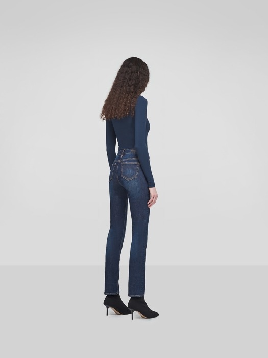 Winter Cozy Straight Indigo Jeans