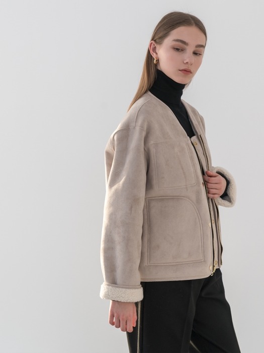 Reversible eco-shearing collarless jacket in ivory