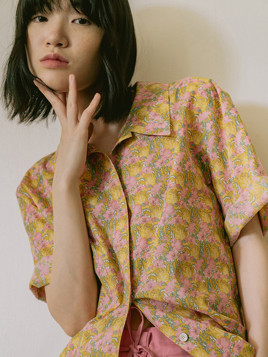 [단독] YELLOW GREEN LIBERTY FLORAL COTTON SHIRTS